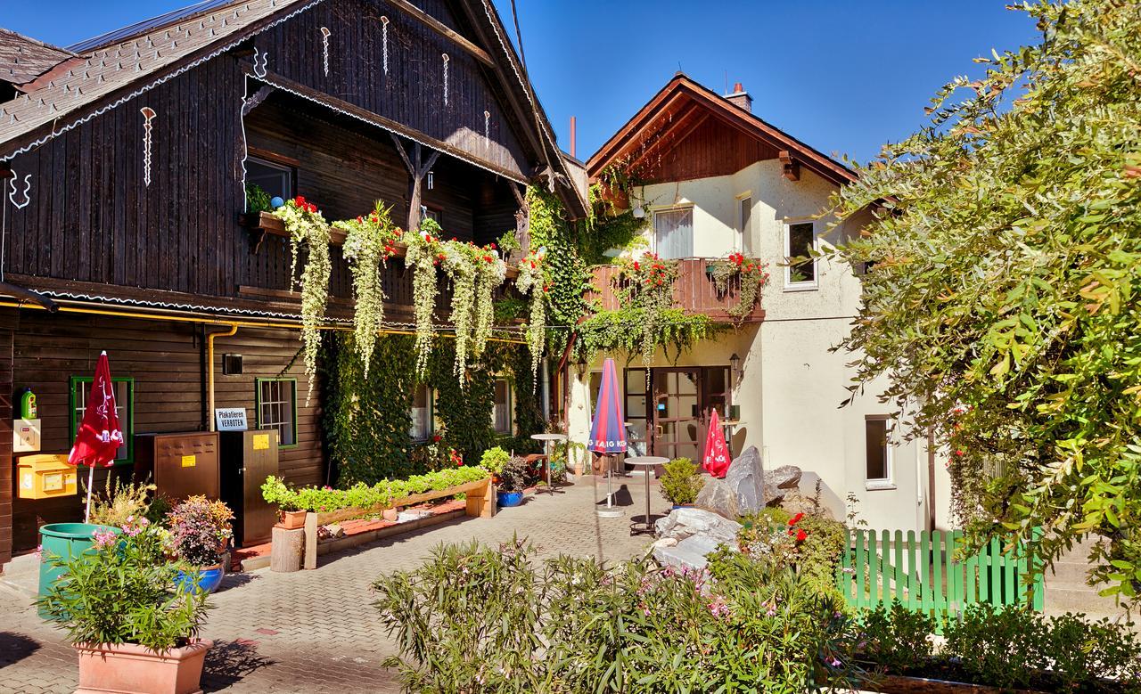 Gasthof Kranerwirt Lannach ภายนอก รูปภาพ