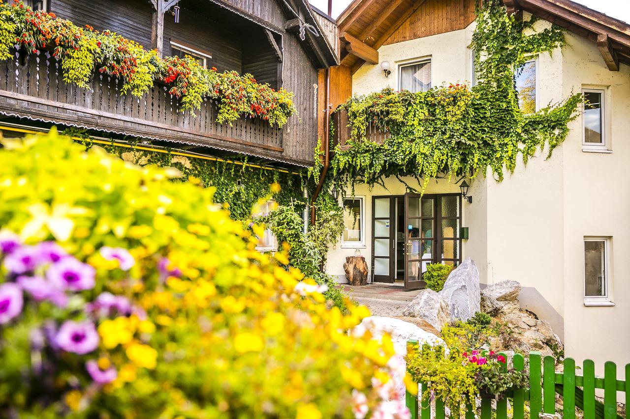 Gasthof Kranerwirt Lannach ภายนอก รูปภาพ